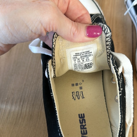 Youth Chuck Taylor Sneakers - Picture 8 of 10